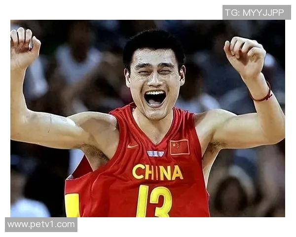 姚明入选NBA名人堂！中国篮球巨星终获殊荣，成为第二位进入名人堂的亚洲球员