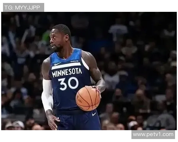 鹈鹕完成交易，成功签下全明星大前锋，球队战力大增